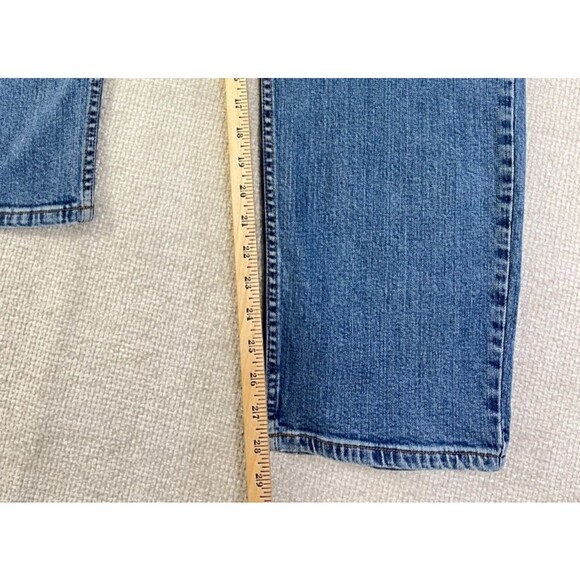 Eddie Bauer Jeans Straight Stretch Women's Size 18P Blue Denim Medium Wash - Picture 8 of 11